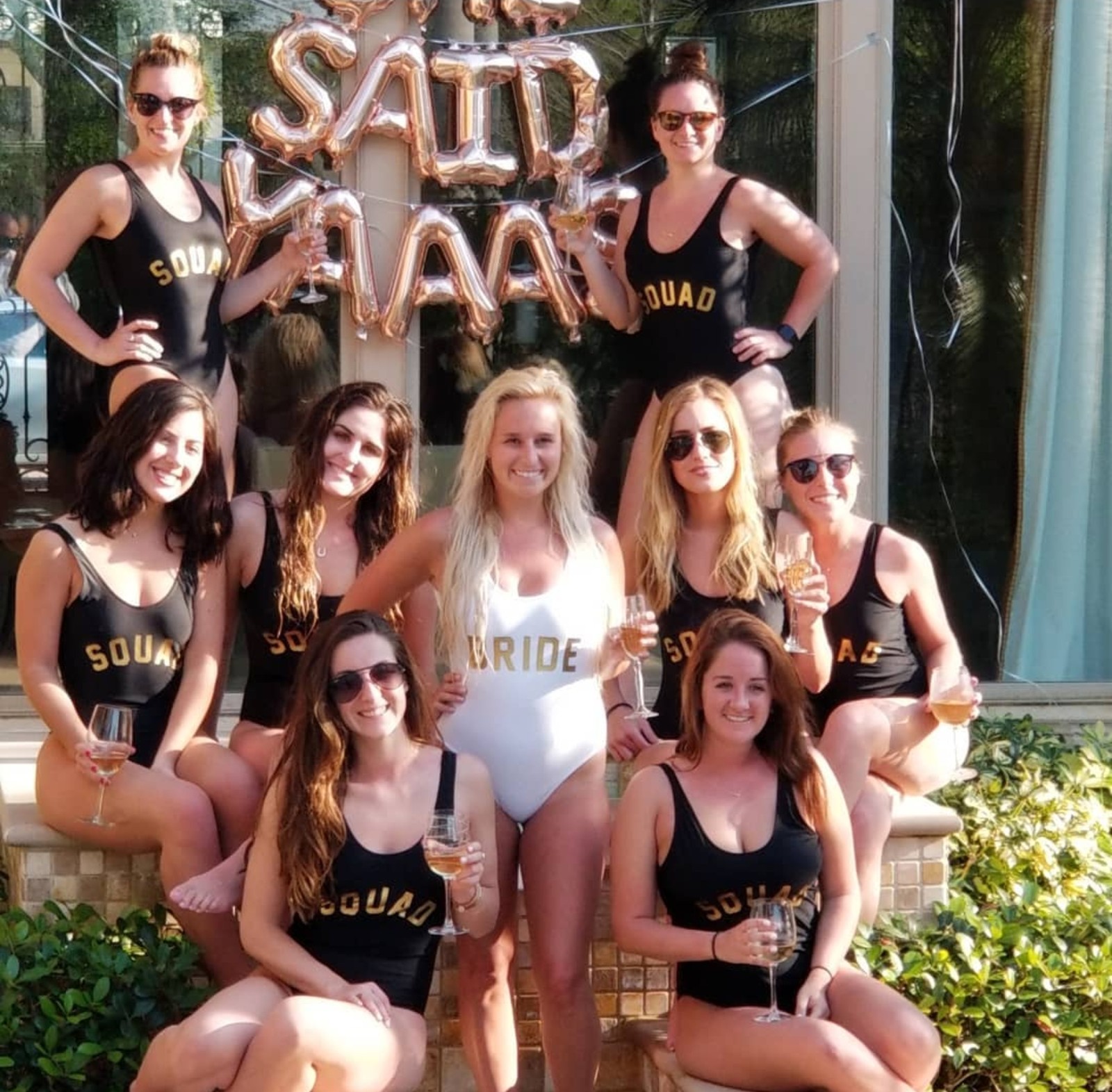 Bride and squad celebrating — SHE SAID YAAAS